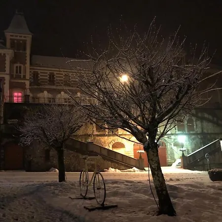 Lumineux Et Renove Dans Les Pyrenees Apartment