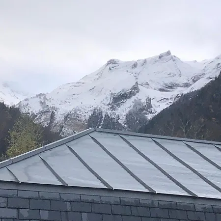 Lumineux Et Renove Dans Les Pyrenees *
